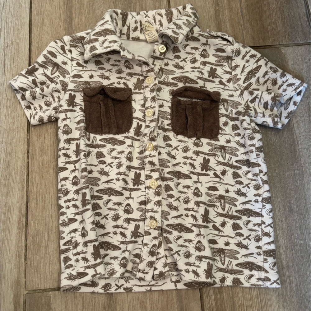 Kate Quinn insect button down 3T